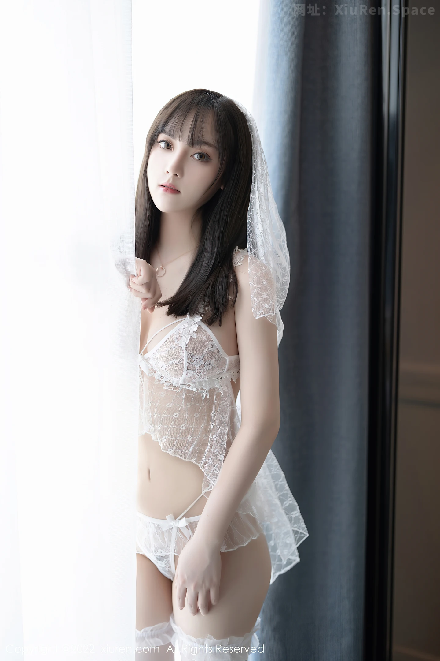 图片[2]-[XiuRen秀人网]VOL.4919 模特豆瓣酱厦门旅拍白色薄纱蕾丝内衣秀丰满身材惹火诱惑写真73P-秀人网官方网站